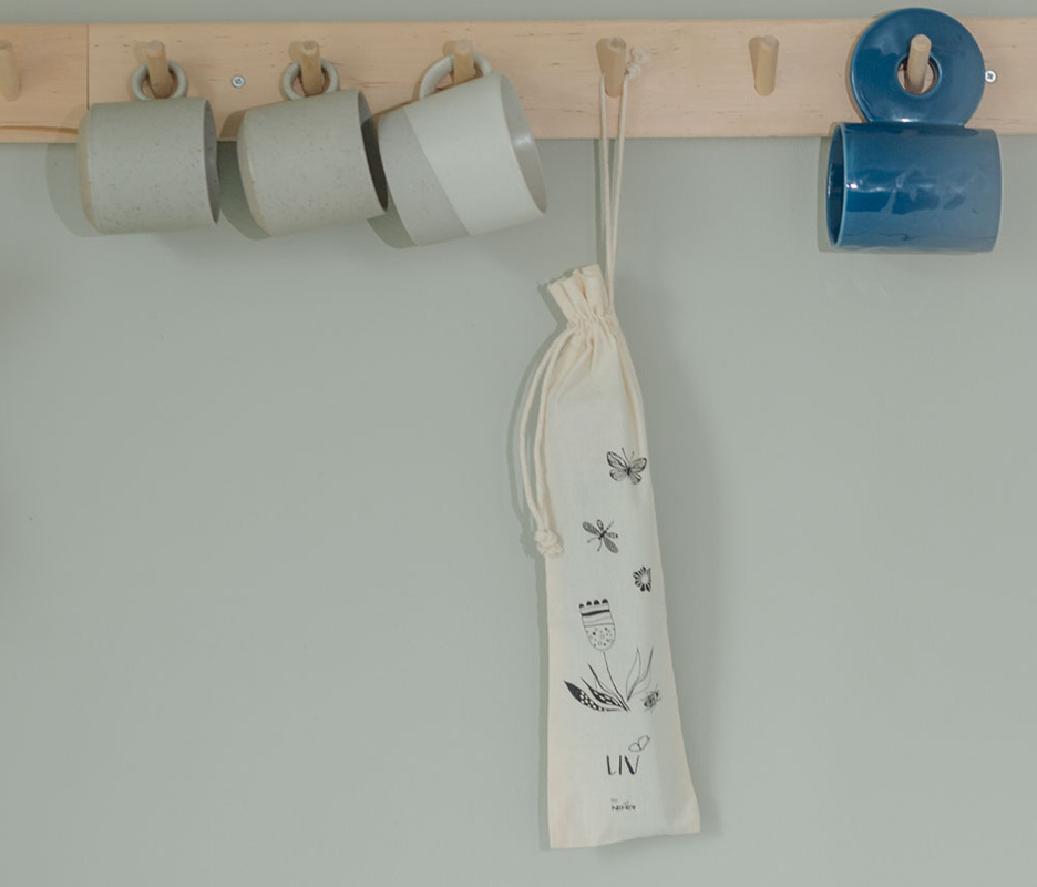 LIV hängt in der Küche