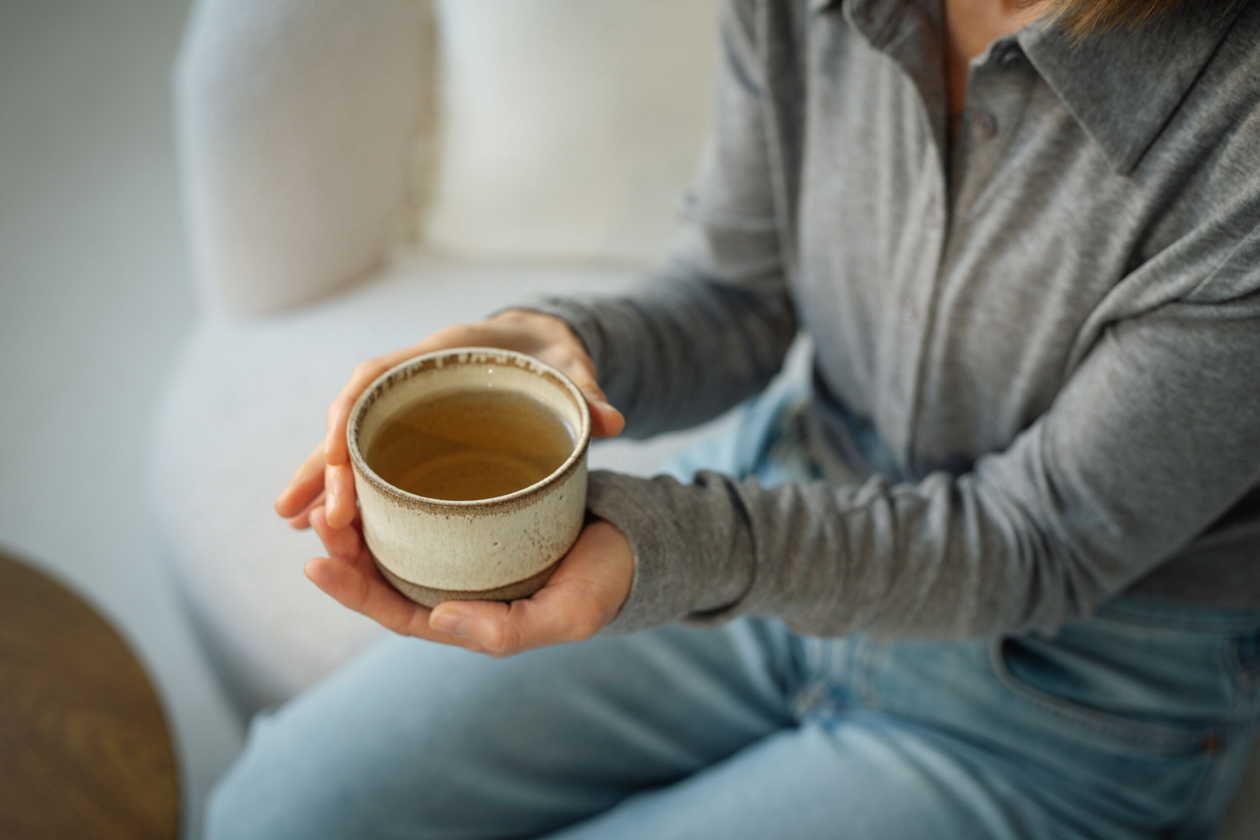 Becher aus Keramik handgemacht ist ein unikat
